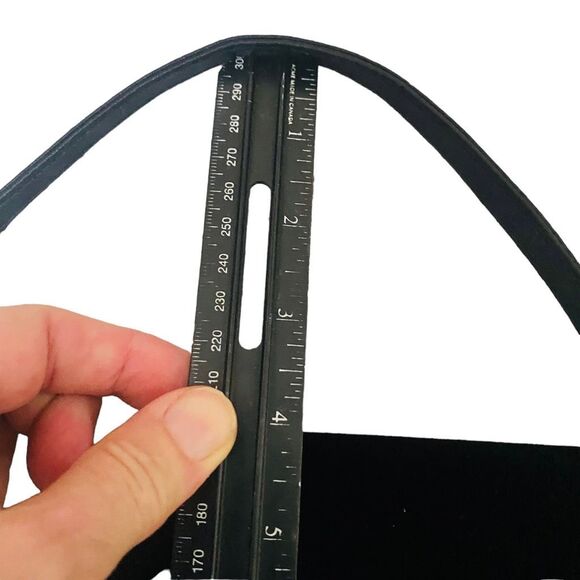 Black Velvet Clutch Shoulder Bag Evening Purse with Strap NWOT Bow, S23 - Picture 8 of 8